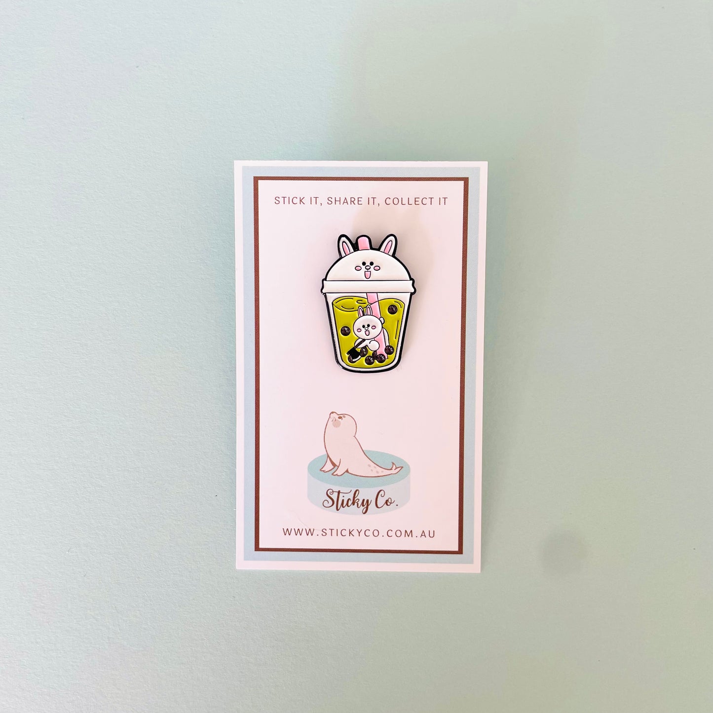 Bubble Tea | Enamel clothing pin